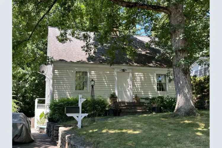 House For Sale in 41, Chatham Drive, Norwalk, Connecticut