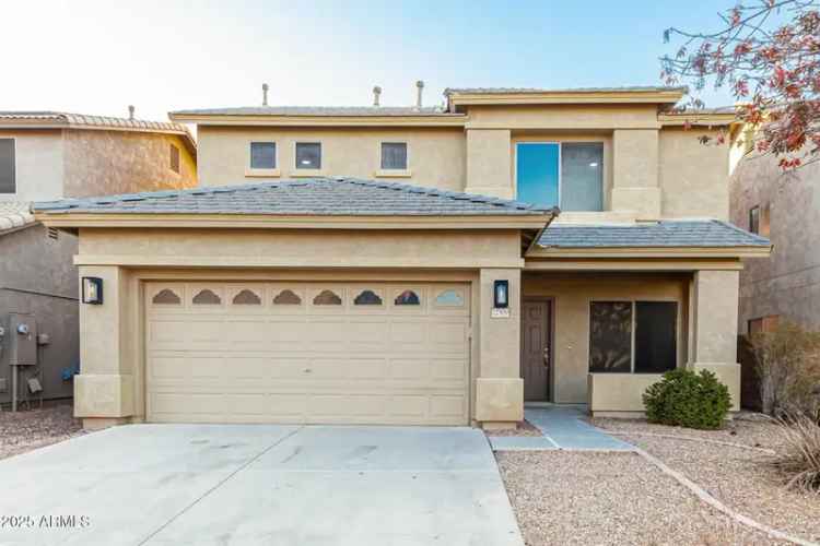 Buy House in Maricopa with Modern Finishes Near Lake Park