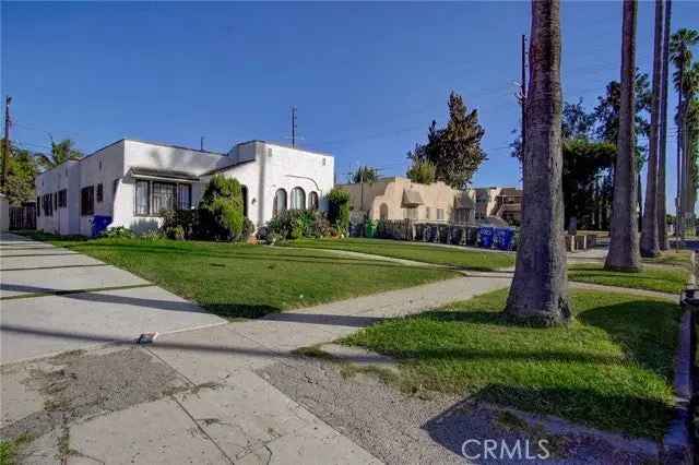 House For Sale in 4720, 6th Avenue, Los Angeles, California