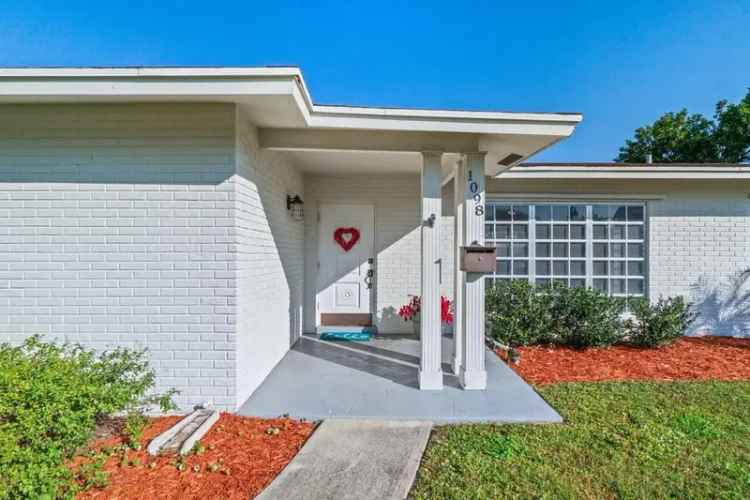 House For Sale in 1098, Northwest 5th Avenue, Boca Raton, Florida