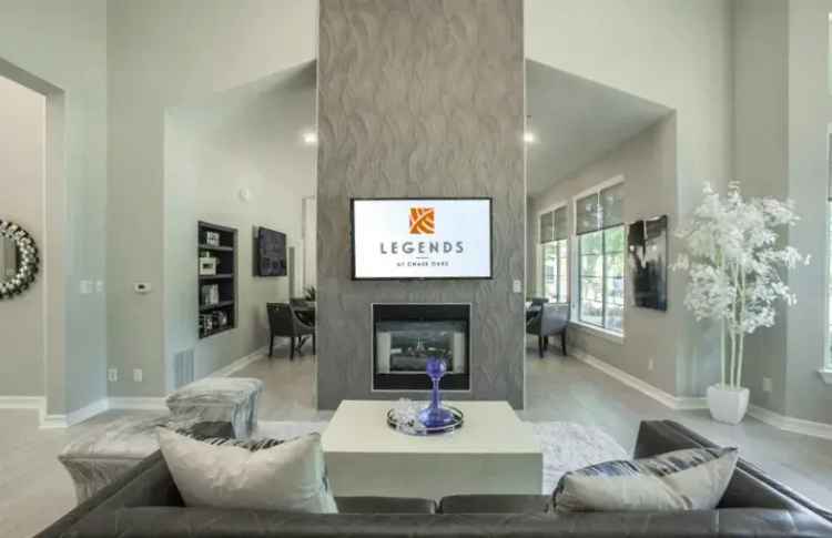 Rent Apartments at Legends at Chase Oaks in Plano with Modern Amenities