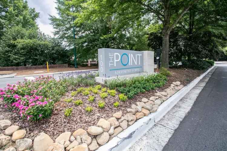 Rent Upscale Apartments in Dunwoody with Nearby Outdoor Adventure