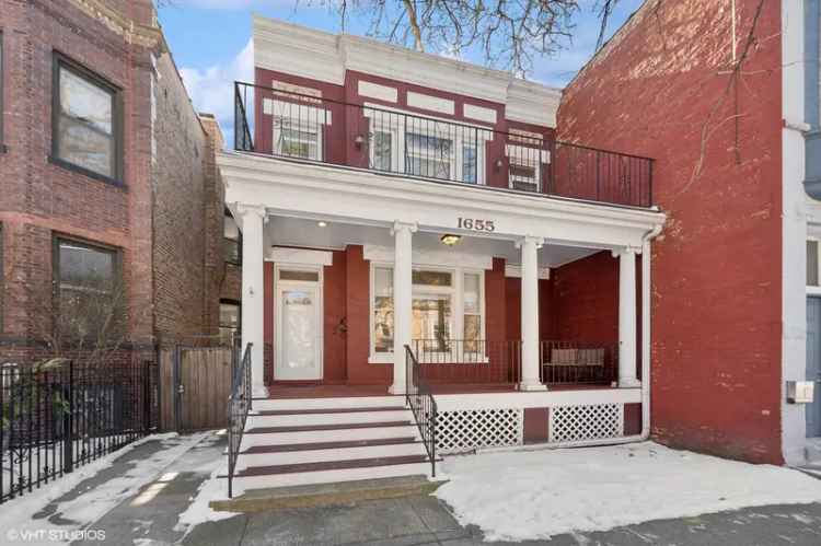 House For Sale in 1655, West Byron Street, Chicago, Illinois