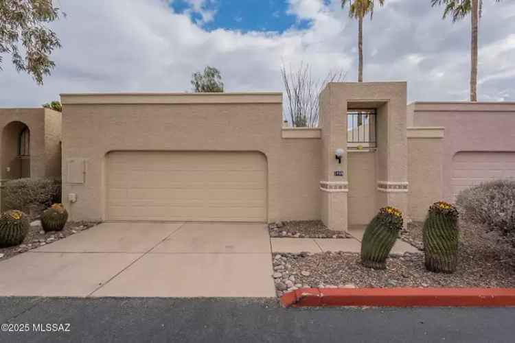 Buy Townhome with 2 Bedrooms and Modern Updates Near Udall Park