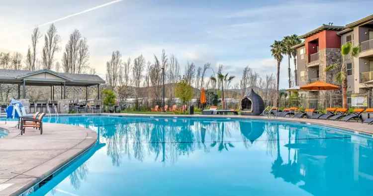 Rent Apartments in Fairfield CA with Resort Style and Great Amenities