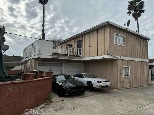 House For Sale in 208, North Wright Street, Santa Ana, California