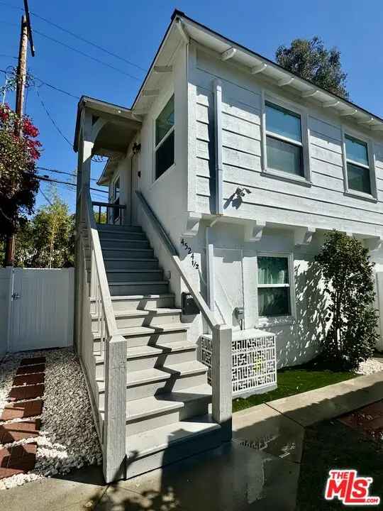 House For Sale in Los Angeles, California