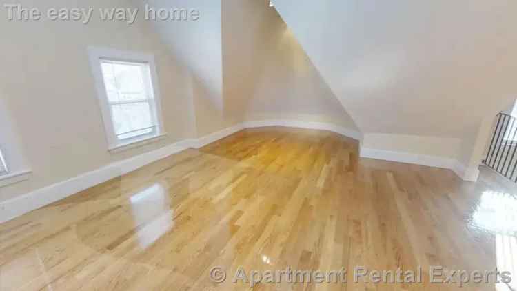 Rent Apartment Unit with 4 Beds and 2 Baths Featuring Sun Room