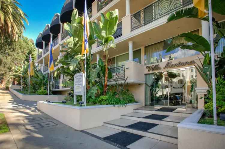 Rent Apartments in Beautiful Brentwood Towers with Pool and Gated Parking