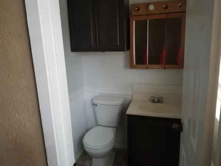 3 Bedroom 1.5 Bath House for Rent in Grand Prairie TX