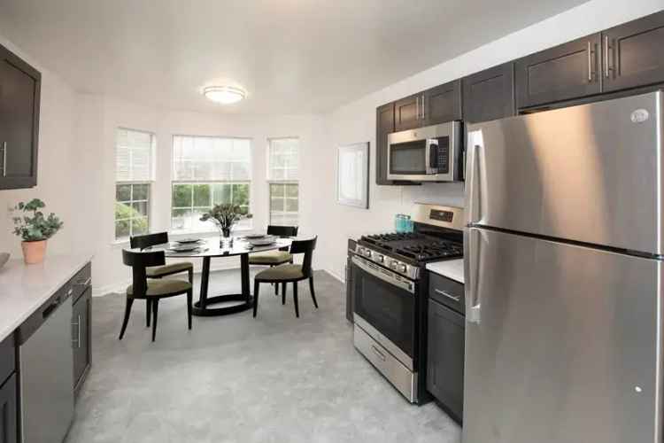 Rent Apartments in Basking Ridge with Modern Amenities and Great Location