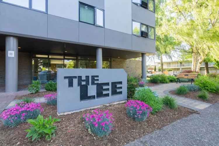 Rent apartments at The Lee near YMCA and Willamette University