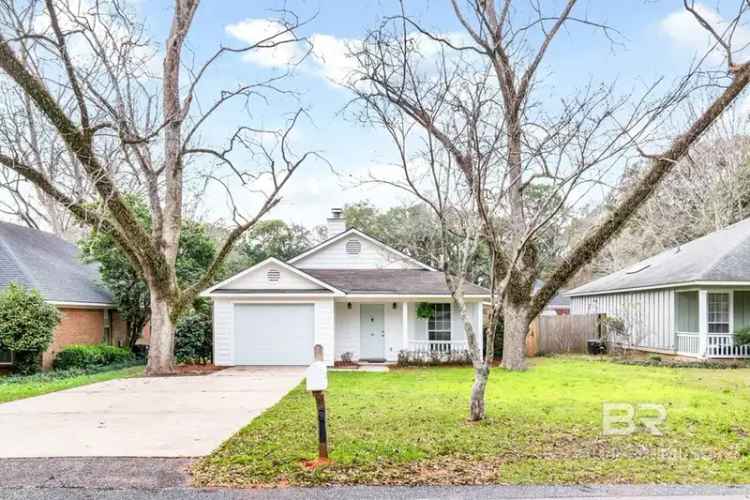 Buy Single Story Cottage in Pinehurst with Modern Upgrades and Features