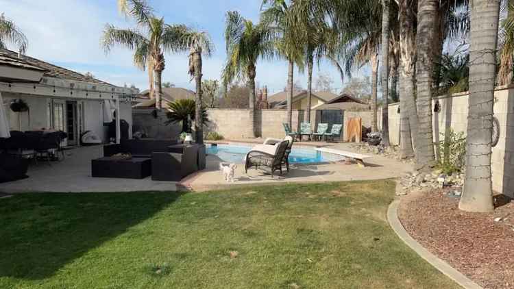 Rent Charming 4 Bedroom House with Pool in Norris and Centennial Districts