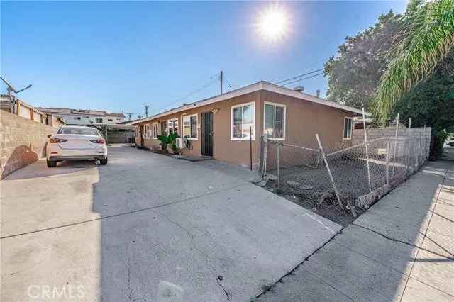 House For Sale in 825, South Shelton Street, Santa Ana, California